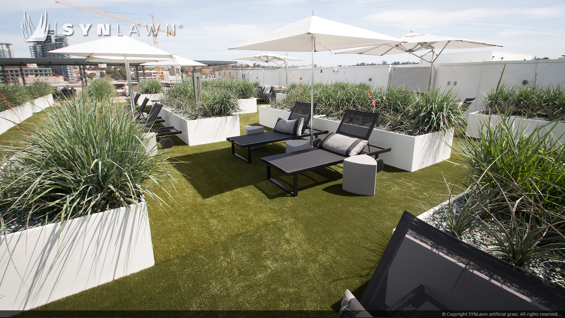 SYNLawn-artificial-grass-commercial-condo-community-rooftop-furniture.jpg