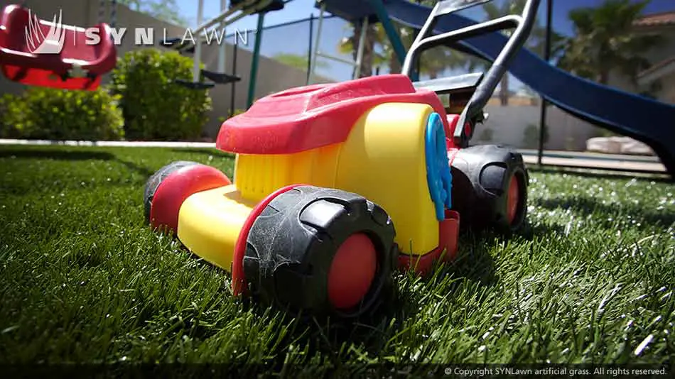 artificial-grass-for-play-areas-013.jpg.webp